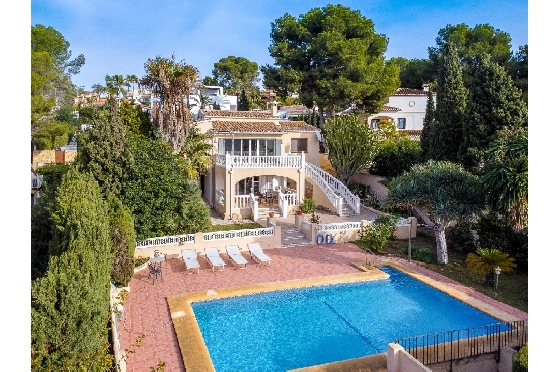 Villa in Moraira zu verkaufen, Zona de estar 270 m², Klimaanlage, Terreno 897 m², 3 Schlafzimmer, 3 Badezimmer, Pool, ref.: AM-12629DR-33