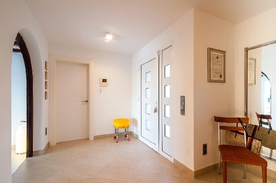 Villa in Moraira zu verkaufen, Zona de estar 270 m², Klimaanlage, Terreno 897 m², 3 Schlafzimmer, 3 Badezimmer, Pool, ref.: AM-12629DR-4