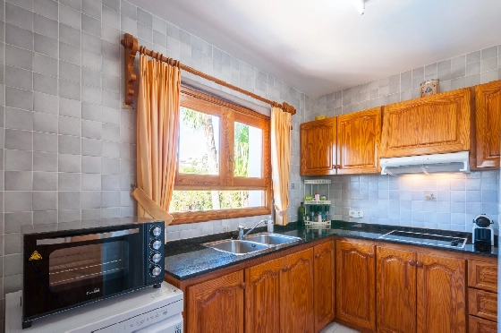 Villa in Benissa zu verkaufen, Zona de estar 247 m², Baujahr 1993, Klimaanlage, Terreno 848 m², 5 Schlafzimmer, 3 Badezimmer, Pool, ref.: AM-12630DR-27