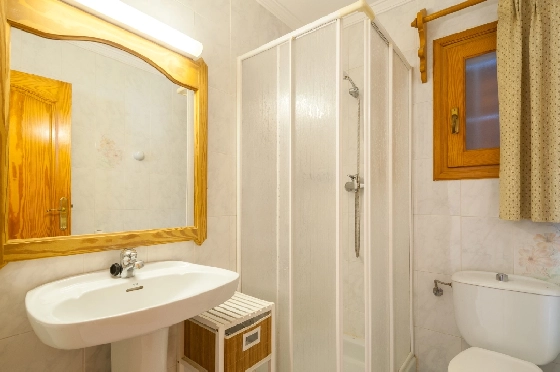 Villa in Benissa zu verkaufen, Zona de estar 247 m², Baujahr 1993, Klimaanlage, Terreno 848 m², 5 Schlafzimmer, 3 Badezimmer, Pool, ref.: AM-12630DR-34