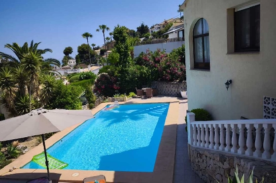 Villa in Benissa zu verkaufen, Zona de estar 181 m², Terreno 881 m², 3 Schlafzimmer, 3 Badezimmer, Pool, ref.: PT-25011-2