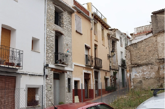 Stadthaus in Castell De Castells zu verkaufen, Wohnfläche 219 m², Grundstück 86 m², 3 Schlafzimmer, 3 Badezimmer, ref.: PT-25013-50