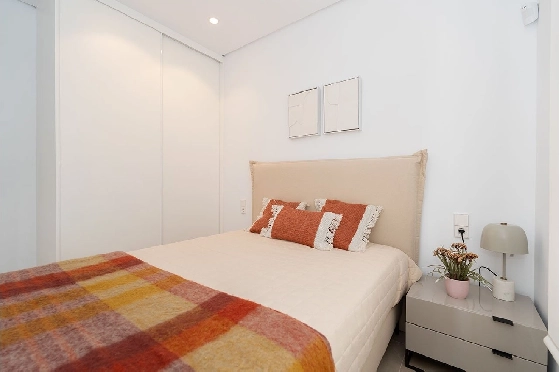 Doppelhaushälfte in La Marina zu verkaufen, Wohnfläche 99 m², Zustand Erstbezug, Klimaanlage, Grundstück 137 m², 3 Schlafzimmer, 3 Badezimmer, Pool, ref.: HA-MAN-253-D01-13