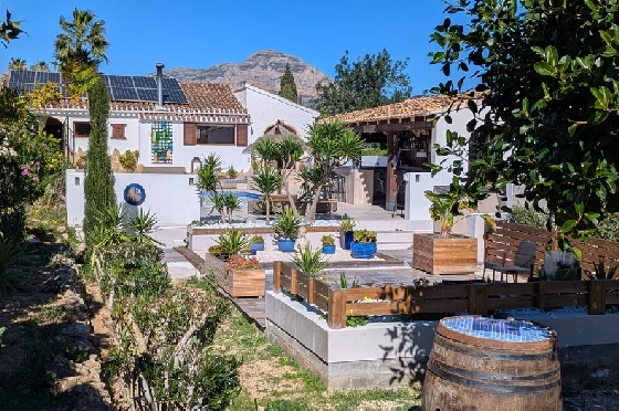 Villa in Javea zu verkaufen, Zona de estar 386 m², Klimaanlage, Terreno 4596 m², 4 Schlafzimmer, 4 Badezimmer, Pool, ref.: AVS-57604-10
