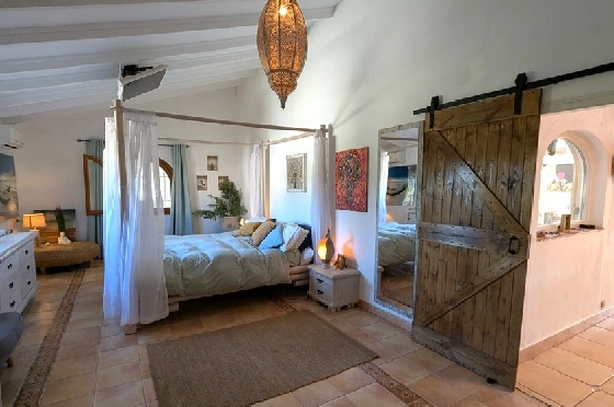 Villa in Javea zu verkaufen, Zona de estar 386 m², Klimaanlage, Terreno 4596 m², 4 Schlafzimmer, 4 Badezimmer, Pool, ref.: AVS-57604-2