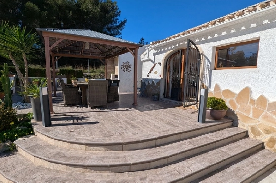 Villa in Javea zu verkaufen, Zona de estar 386 m², Klimaanlage, Terreno 4596 m², 4 Schlafzimmer, 4 Badezimmer, Pool, ref.: AVS-57604-29