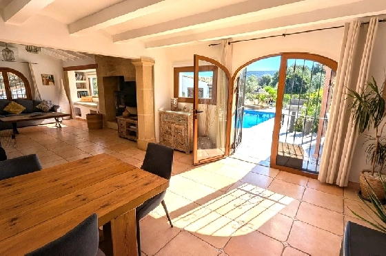 Villa in Javea zu verkaufen, Zona de estar 386 m², Klimaanlage, Terreno 4596 m², 4 Schlafzimmer, 4 Badezimmer, Pool, ref.: AVS-57604-36