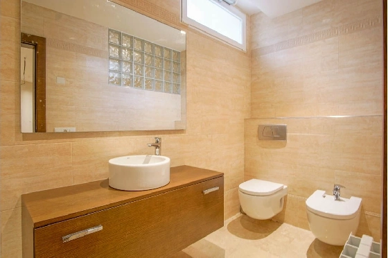 Villa in L-Alfas del Pi(Alfaz del PI Pueblo Urbanizaciones) zu verkaufen, Zona de estar 810 m², Terreno 1094 m², 5 Schlafzimmer, 6 Badezimmer, Pool, ref.: COB-7030ALF-10535-12