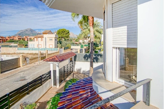 Villa in L-Alfas del Pi(Alfaz del PI Pueblo Urbanizaciones) zu verkaufen, Zona de estar 810 m², Terreno 1094 m², 5 Schlafzimmer, 6 Badezimmer, Pool, ref.: COB-7030ALF-10535-17