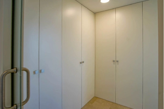 Villa in L-Alfas del Pi(Alfaz del PI Pueblo Urbanizaciones) zu verkaufen, Zona de estar 810 m², Terreno 1094 m², 5 Schlafzimmer, 6 Badezimmer, Pool, ref.: COB-7030ALF-10535-31