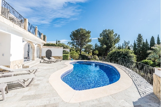 Villa in Javea zu verkaufen, Zona de estar 281 m², Klimaanlage, Terreno 1666 m², 4 Schlafzimmer, 3 Badezimmer, Pool, ref.: AVS-57574-16