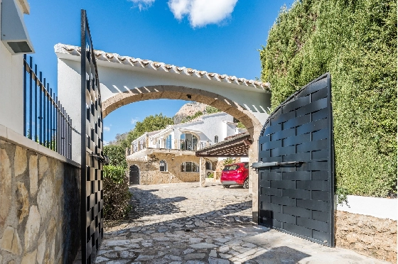 Villa in Javea zu verkaufen, Zona de estar 281 m², Klimaanlage, Terreno 1666 m², 4 Schlafzimmer, 3 Badezimmer, Pool, ref.: AVS-57574-2