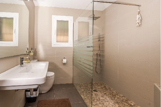 Villa in Javea zu verkaufen, Zona de estar 281 m², Klimaanlage, Terreno 1666 m², 4 Schlafzimmer, 3 Badezimmer, Pool, ref.: AVS-57574-32