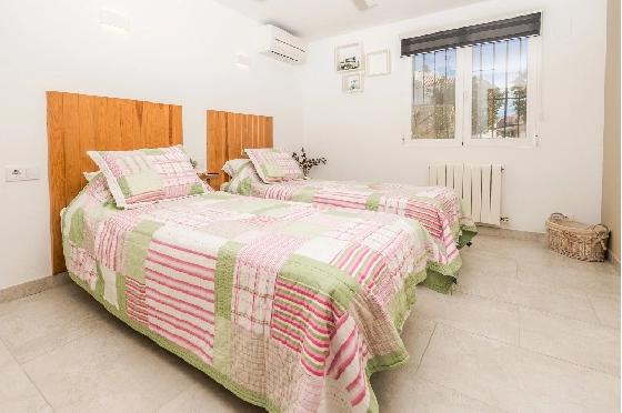Villa in Javea zu verkaufen, Zona de estar 281 m², Klimaanlage, Terreno 1666 m², 4 Schlafzimmer, 3 Badezimmer, Pool, ref.: AVS-57574-38