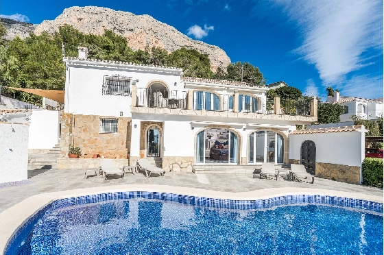 Villa in Javea zu verkaufen, Zona de estar 281 m², Klimaanlage, Terreno 1666 m², 4 Schlafzimmer, 3 Badezimmer, Pool, ref.: AVS-57574-8