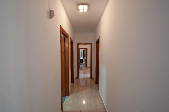 Villa in Orba(Comunidad valenciana) zu verkaufen, Zona de estar 225 m², Klimaanlage, Terreno 637 m², 5 Schlafzimmer, 2 Badezimmer, Pool, ref.: COB-3568-10535-23