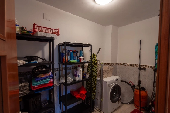 Villa in Orba(Comunidad valenciana) zu verkaufen, Zona de estar 225 m², Klimaanlage, Terreno 637 m², 5 Schlafzimmer, 2 Badezimmer, Pool, ref.: COB-3568-10535-25