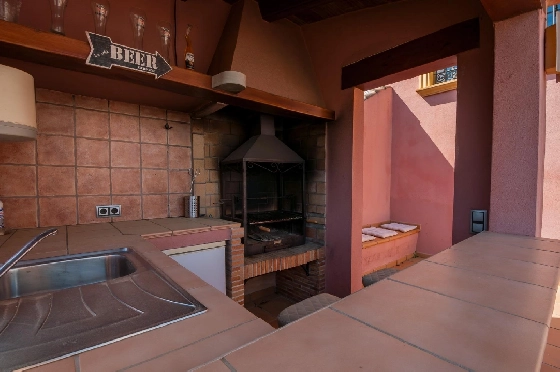 Villa in Orba(Comunidad valenciana) zu verkaufen, Zona de estar 225 m², Klimaanlage, Terreno 637 m², 5 Schlafzimmer, 2 Badezimmer, Pool, ref.: COB-3568-10535-38