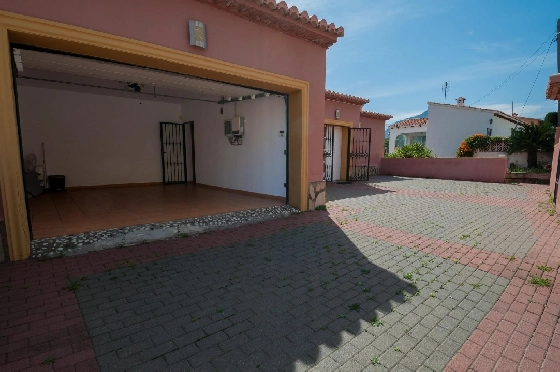 Villa in Orba(Comunidad valenciana) zu verkaufen, Zona de estar 225 m², Klimaanlage, Terreno 637 m², 5 Schlafzimmer, 2 Badezimmer, Pool, ref.: COB-3568-10535-49