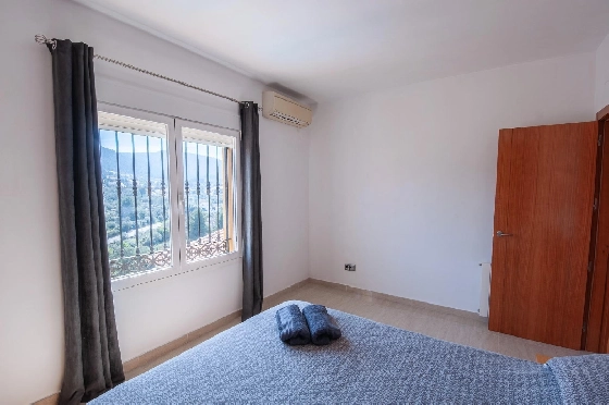 Villa in Orba(Comunidad valenciana) zu verkaufen, Zona de estar 225 m², Klimaanlage, Terreno 637 m², 5 Schlafzimmer, 2 Badezimmer, Pool, ref.: COB-3568-10535-6