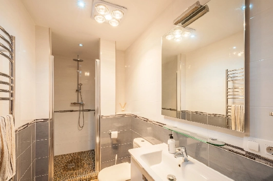 Villa in Moraira zu verkaufen, Zona de estar 285 m², Baujahr 2015, Klimaanlage, Terreno 960 m², 4 Schlafzimmer, 3 Badezimmer, Pool, ref.: AM-12646DR-21