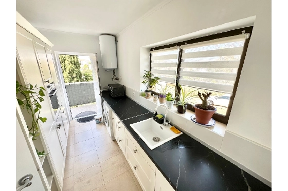 Villa in Pego zu verkaufen, Zona de estar 320 m², Baujahr 2009, Klimaanlage, Terreno 1166 m², 5 Schlafzimmer, 4 Badezimmer, Pool, ref.: O-V98014-15