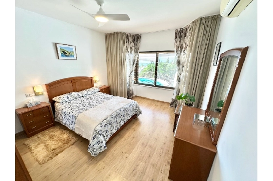 Villa in Pego zu verkaufen, Zona de estar 320 m², Baujahr 2009, Klimaanlage, Terreno 1166 m², 5 Schlafzimmer, 4 Badezimmer, Pool, ref.: O-V98014-23