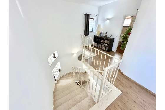 Villa in Pego zu verkaufen, Zona de estar 320 m², Baujahr 2009, Klimaanlage, Terreno 1166 m², 5 Schlafzimmer, 4 Badezimmer, Pool, ref.: O-V98014-27