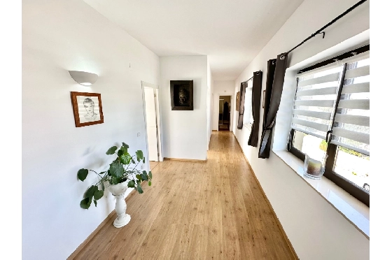 Villa in Pego zu verkaufen, Zona de estar 320 m², Baujahr 2009, Klimaanlage, Terreno 1166 m², 5 Schlafzimmer, 4 Badezimmer, Pool, ref.: O-V98014-31