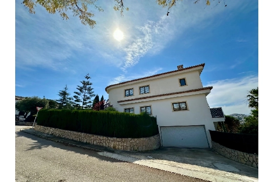 Villa in Pego zu verkaufen, Zona de estar 320 m², Baujahr 2009, Klimaanlage, Terreno 1166 m², 5 Schlafzimmer, 4 Badezimmer, Pool, ref.: O-V98014-41
