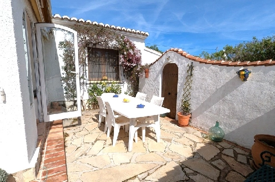 Villa in Javea zu verkaufen, Zona de estar 170 m², Terreno 817 m², 3 Schlafzimmer, 2 Badezimmer, Pool, ref.: AVS-57614-11