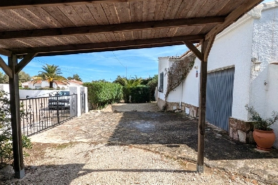 Villa in Javea zu verkaufen, Zona de estar 170 m², Terreno 817 m², 3 Schlafzimmer, 2 Badezimmer, Pool, ref.: AVS-57614-13