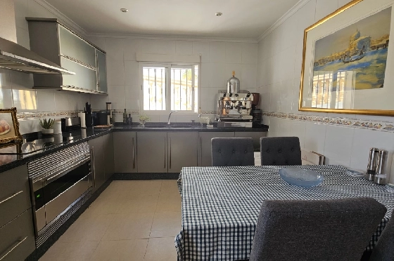 Villa in Pego zu verkaufen, Zona de estar 312 m², Baujahr 2005, Klimaanlage, Terreno 1027 m², 5 Schlafzimmer, 5 Badezimmer, Pool, ref.: O-V98114-18