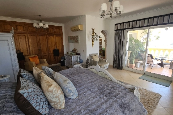 Villa in Pego zu verkaufen, Zona de estar 312 m², Baujahr 2005, Klimaanlage, Terreno 1027 m², 5 Schlafzimmer, 5 Badezimmer, Pool, ref.: O-V98114-37