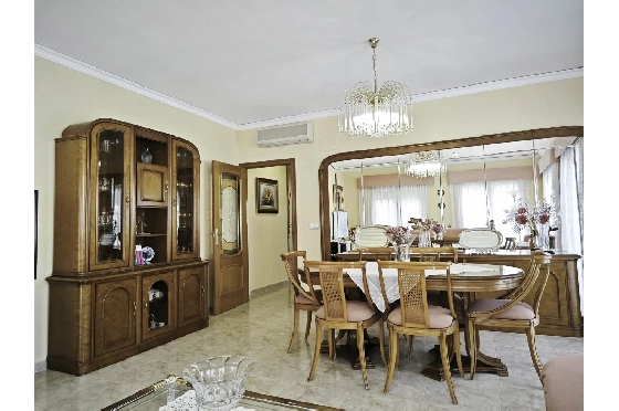 Villa in Pedreguer zu verkaufen, Zona de estar 270 m², Klimaanlage, Terreno 400 m², 3 Schlafzimmer, 3 Badezimmer, Pool, ref.: CO-C20952-35