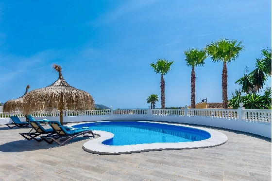 Villa in Moraira zu verkaufen, Zona de estar 290 m², Baujahr 2003, + Ofen, Klimaanlage, Terreno 847 m², 3 Schlafzimmer, 3 Badezimmer, Pool, ref.: AM-12692DR-17