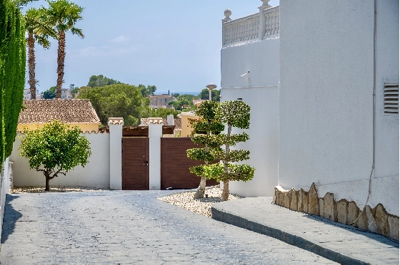 Villa in Moraira zu verkaufen, Zona de estar 290 m², Baujahr 2003, + Ofen, Klimaanlage, Terreno 847 m², 3 Schlafzimmer, 3 Badezimmer, Pool, ref.: AM-12692DR-36