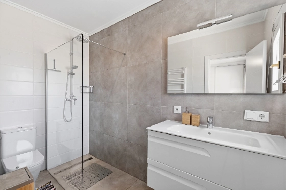 Villa in Moraira zu verkaufen, Zona de estar 290 m², Baujahr 2003, + Ofen, Klimaanlage, Terreno 847 m², 3 Schlafzimmer, 3 Badezimmer, Pool, ref.: AM-12692DR-48