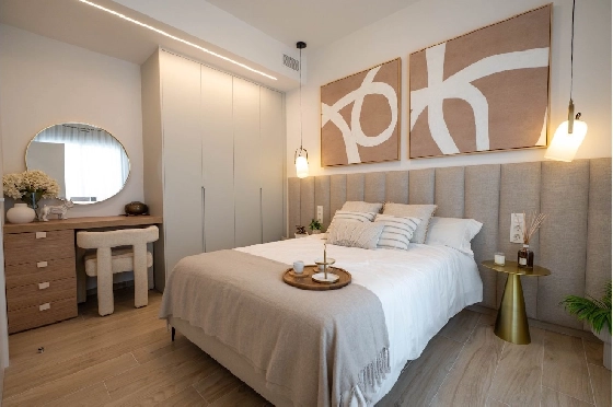 Eck-Reihenhaus in Los Alcazares zu verkaufen, Zona de estar 146 m², Zustand Erstbezug, Klimaanlage, Terreno 177 m², 3 Schlafzimmer, 2 Badezimmer, Pool, ref.: HA-LAN-480-Q01-18