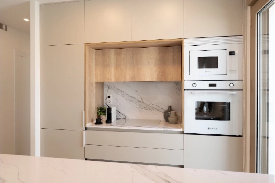 Eck-Reihenhaus in Los Alcazares zu verkaufen, Zona de estar 146 m², Zustand Erstbezug, Klimaanlage, Terreno 177 m², 3 Schlafzimmer, 2 Badezimmer, Pool, ref.: HA-LAN-480-Q01-8