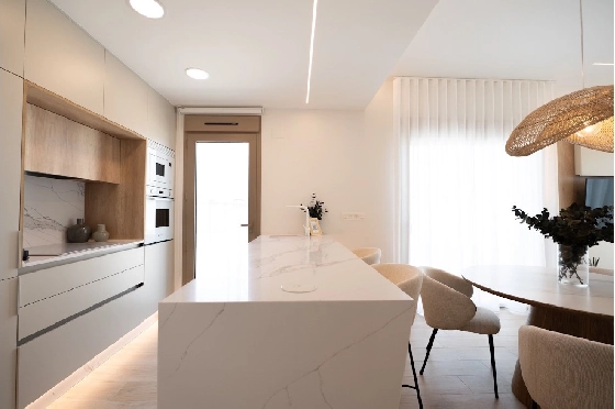 Eck-Reihenhaus in Los Alcazares zu verkaufen, Zona de estar 146 m², Zustand Erstbezug, Klimaanlage, Terreno 177 m², 3 Schlafzimmer, 2 Badezimmer, Pool, ref.: HA-LAN-480-Q01-9