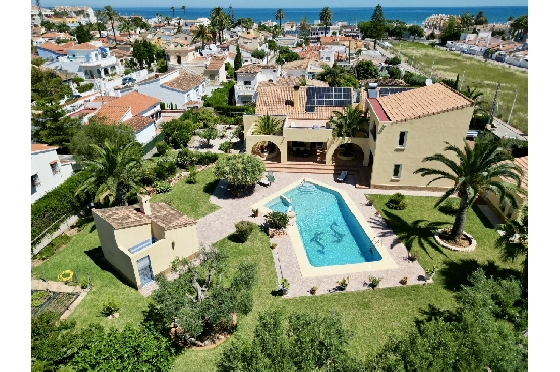 Villa in Els Poblets zu verkaufen, Zona de estar 383 m², Baujahr 2002, Zustand gepflegt, + Fussbodenheizung, Klimaanlage, Terreno 1821 m², 3 Schlafzimmer, 3 Badezimmer, Pool, ref.: RG-1126-28