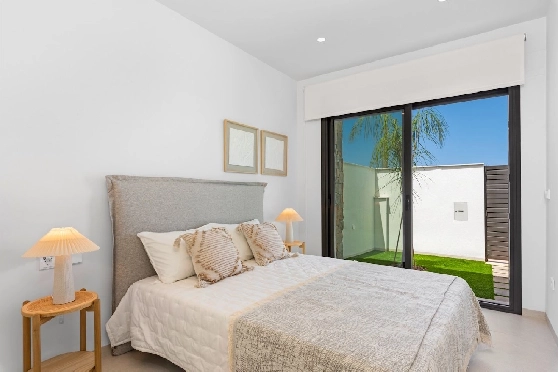 Villa in Los Alcazares zu verkaufen, Zona de estar 198 m², Zustand Erstbezug, Klimaanlage, Terreno 235 m², 3 Schlafzimmer, 2 Badezimmer, Pool, ref.: HA-LAN-501-E01-15