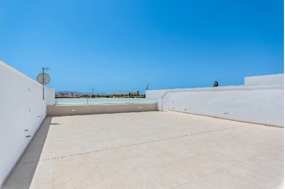 Villa in Los Alcazares zu verkaufen, Zona de estar 198 m², Zustand Erstbezug, Klimaanlage, Terreno 235 m², 3 Schlafzimmer, 2 Badezimmer, Pool, ref.: HA-LAN-501-E01-25
