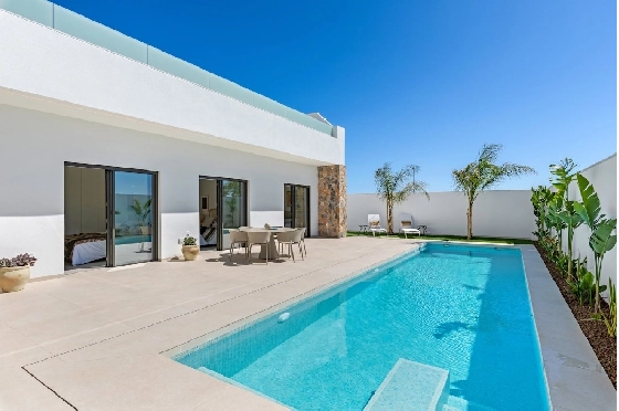 Villa in Los Alcazares zu verkaufen, Zona de estar 198 m², Zustand Erstbezug, Klimaanlage, Terreno 235 m², 3 Schlafzimmer, 2 Badezimmer, Pool, ref.: HA-LAN-501-E01-28