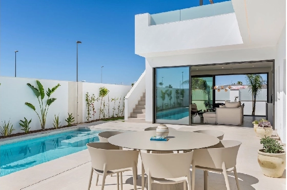 Villa in Los Alcazares zu verkaufen, Zona de estar 198 m², Zustand Erstbezug, Klimaanlage, Terreno 235 m², 3 Schlafzimmer, 2 Badezimmer, Pool, ref.: HA-LAN-501-E01-29
