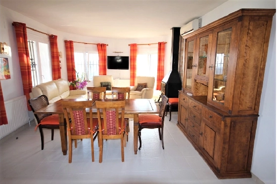 Villa in Pego-Monte Pego zur Ferienvermietung, Zona de estar 90 m², Baujahr 1990, Terreno 820 m², 2 Schlafzimmer, 1 Badezimmer, Pool, ref.: S-2211-4