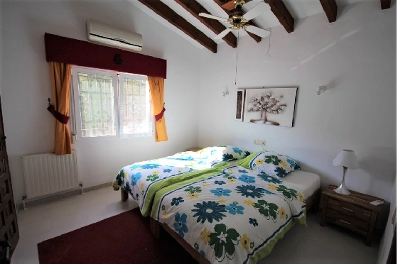 Villa in Pego-Monte Pego zur Ferienvermietung, Zona de estar 90 m², Baujahr 1990, Terreno 820 m², 2 Schlafzimmer, 1 Badezimmer, Pool, ref.: S-2211-6